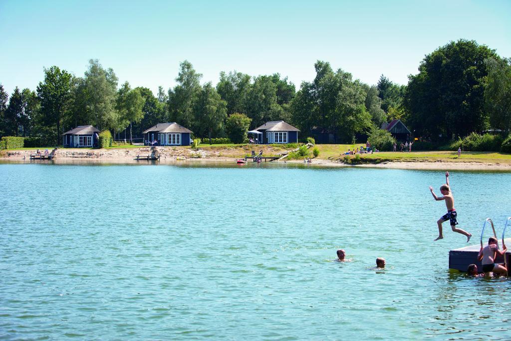 Roompot Recreatiepark De Tolplas Vriezenveen Exterior foto